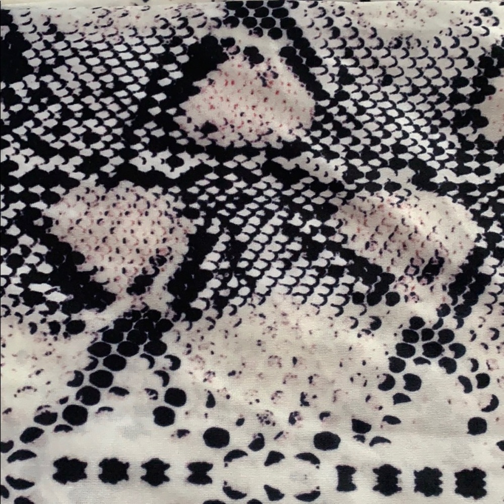 Snakeskin Print Cardigan Duster Sweater (S) - Picture 8 of 10